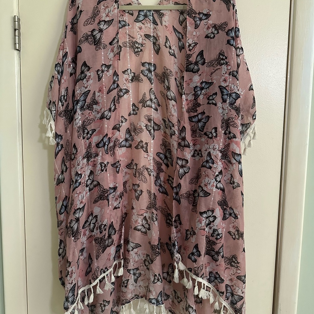 Chic Pink Butterfly Print Tunic
